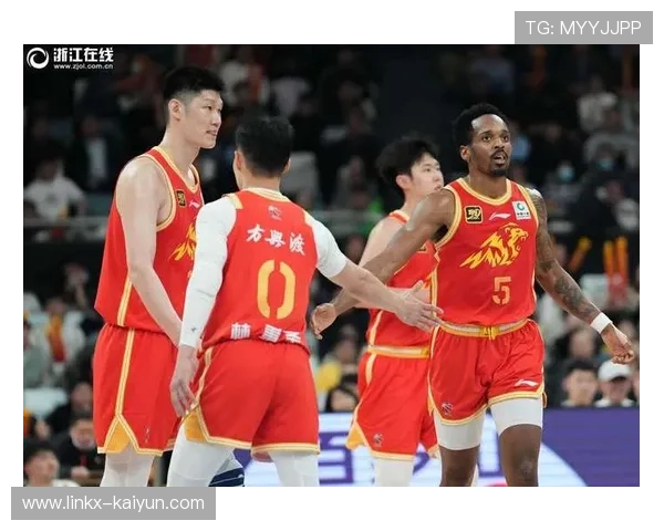 CBA俱乐部杯三、四名决赛：山东高速男篮97-76击败浙江广厦获季军，新援琼斯首秀表现亮眼
