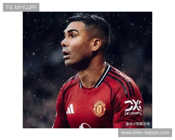 VAR争议再现：卡塞米罗进球因越位被取消，曼联错失扳平良机