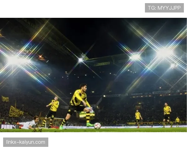 决赛用球“永恒之火”在伦敦正式发布